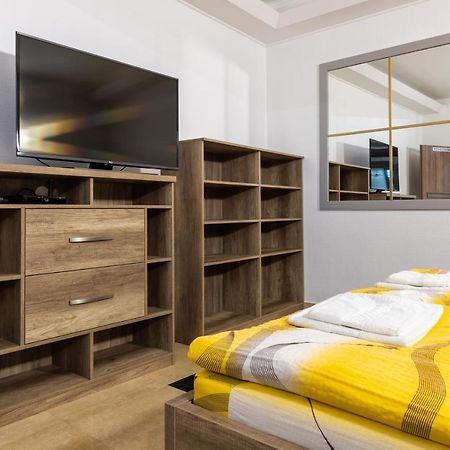 Hotel Napfeny Panzio Es Rendezvenyhaz Kecskemét Exteriér fotografie