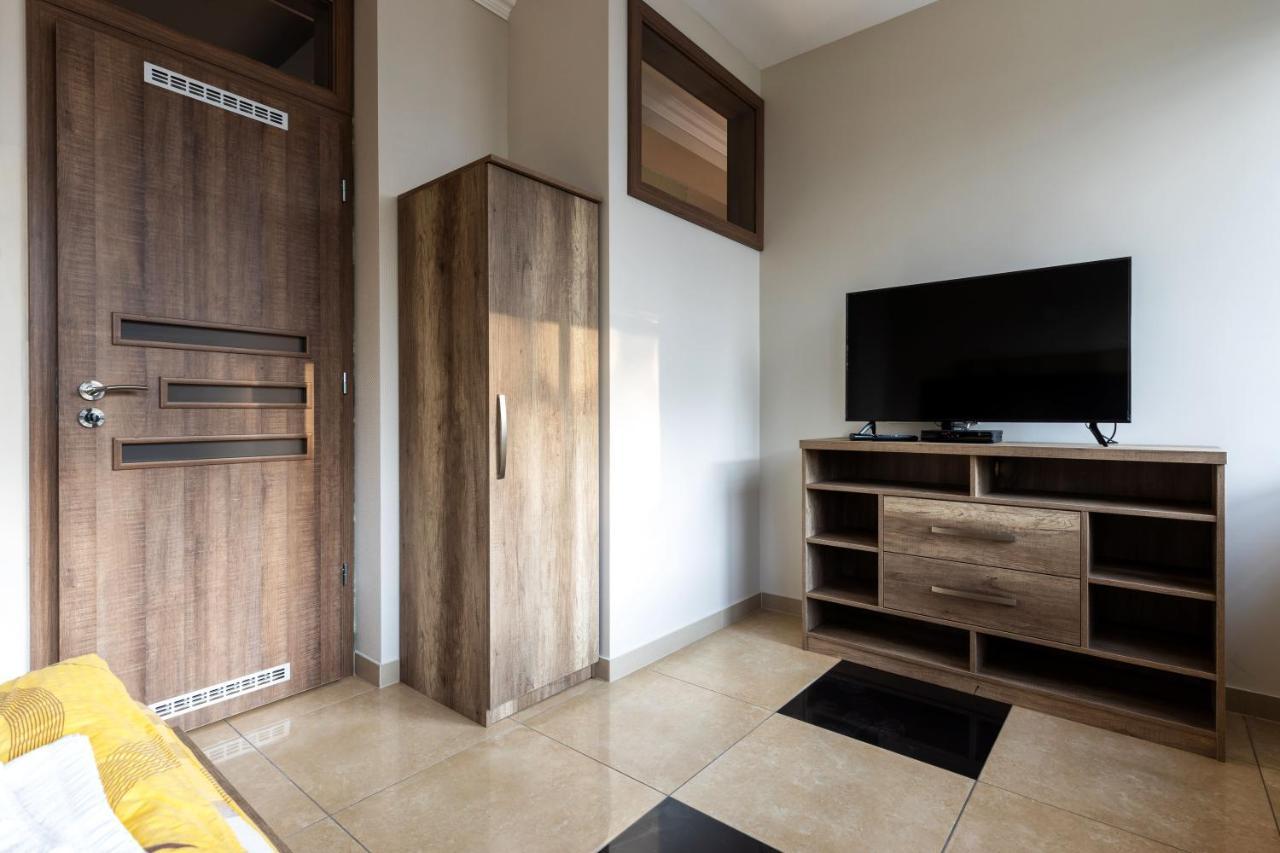 Hotel Napfeny Panzio Es Rendezvenyhaz Kecskemét Exteriér fotografie