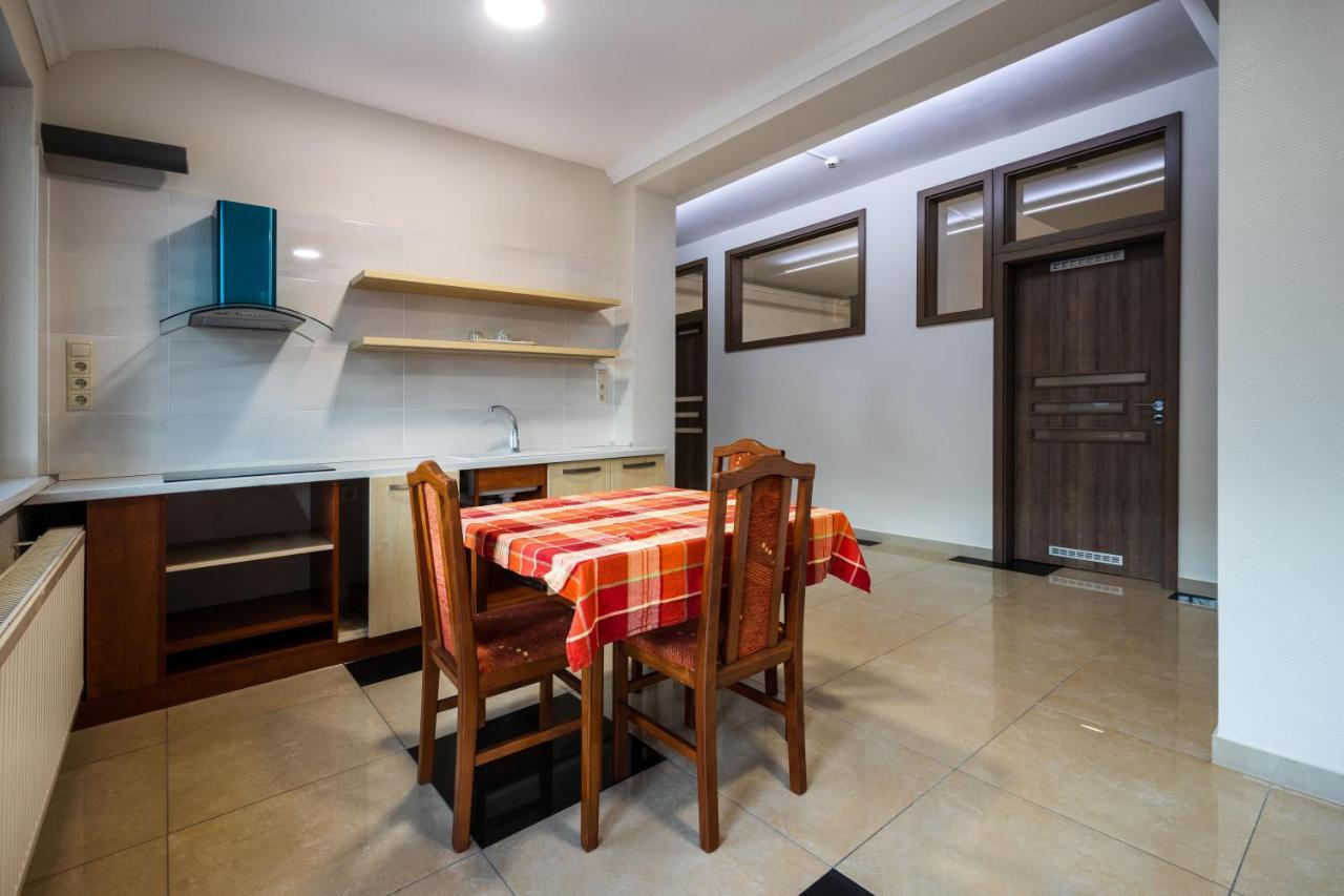 Hotel Napfeny Panzio Es Rendezvenyhaz Kecskemét Exteriér fotografie