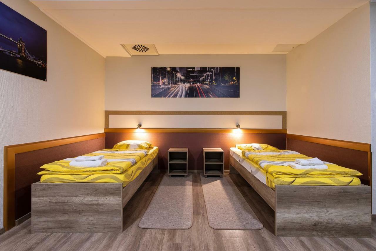 Hotel Napfeny Panzio Es Rendezvenyhaz Kecskemét Exteriér fotografie