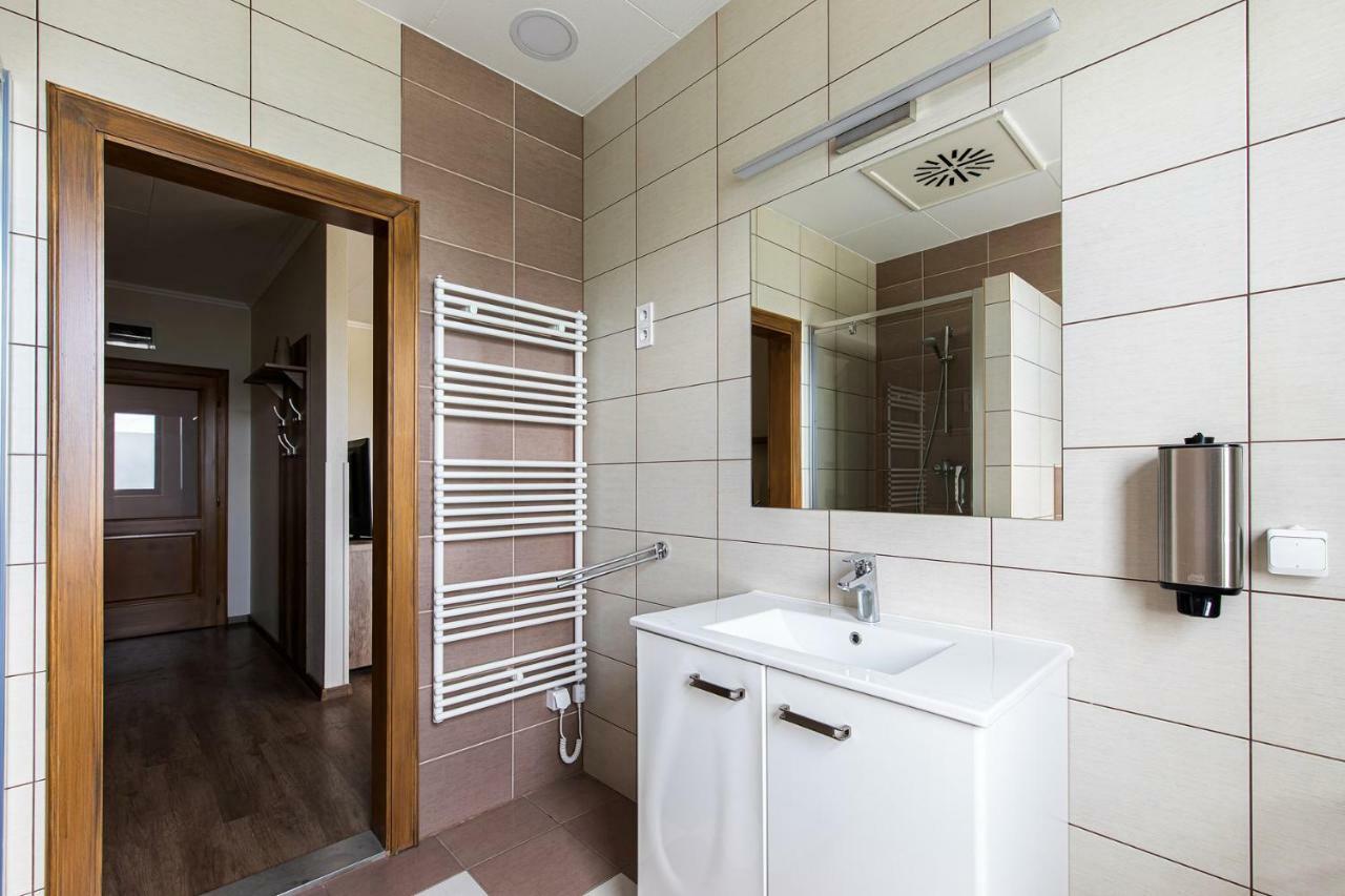 Hotel Napfeny Panzio Es Rendezvenyhaz Kecskemét Exteriér fotografie